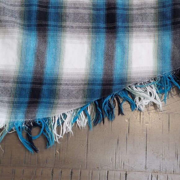 Moussy Plaid Raw Hem Distressed Cotton Button-up Shirt - Picture 4 of 8